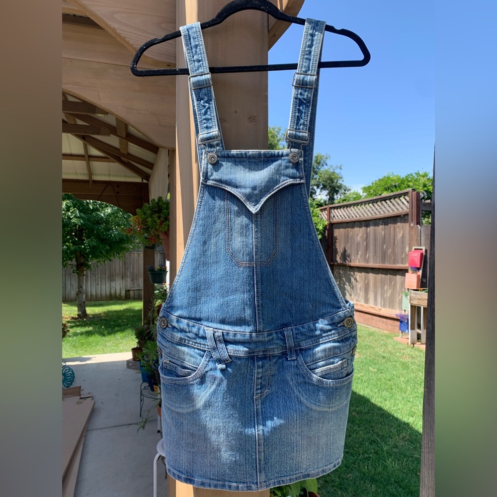 Massimo Supply Co Denim Overall Skirt (Size Medium)